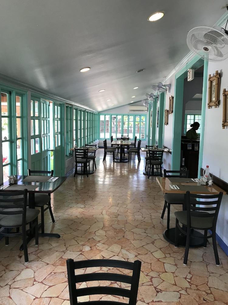 Toby'S Resort 몬테고 베이 외부 사진